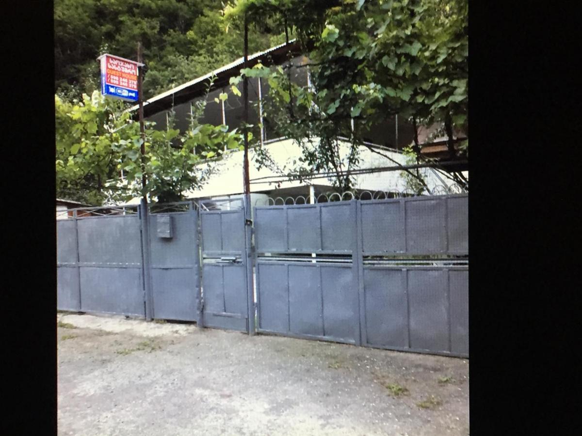 Guest House "Svaneti" Lentekhi Exterior foto